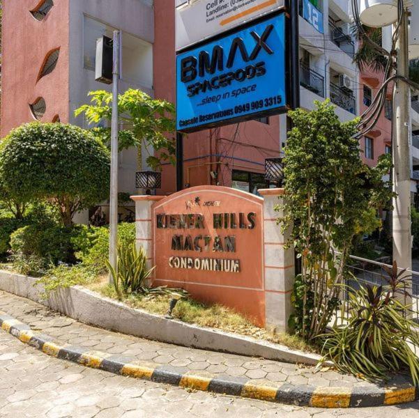Airport Express Hostel E-527, 2 Minutes To Airport,Fast Wifi, Free Netflix 麦克坦 外观 照片